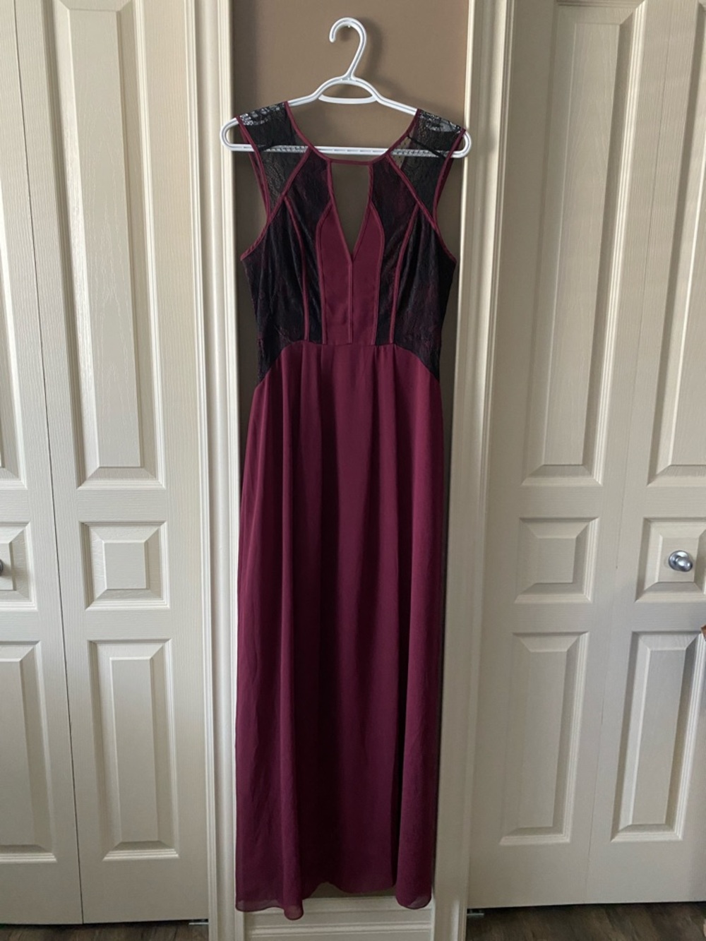 BCBG Generation Elegant Burgundy and Black Lace Evening Dress - Women